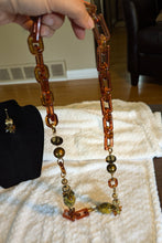 Load image into Gallery viewer, 🍯 Vintage Amber-Tone Lucite Necklace &amp; Earring Set
