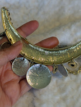 Load image into Gallery viewer, ✨ Two-Tone Vintage Necklace &amp; Earrings Set
