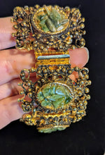 Load image into Gallery viewer, Vintage Gold-Tone Jade Chip Bracelet

