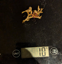 Load image into Gallery viewer, Vintage 14k Lovebirds Brooch

