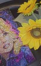 Load and play video in Gallery viewer, Dolly Glitter 🦋✨️ [Sparkle Canvas Prints]
